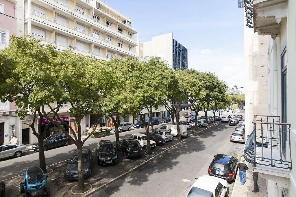 Joivy Stunning 3Br Apt With Balcony, Nearby Saldanha Subway & Ist Appartement Lissabon